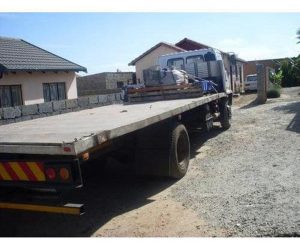 24-feet-open-platform-truck-transportation-service (1)